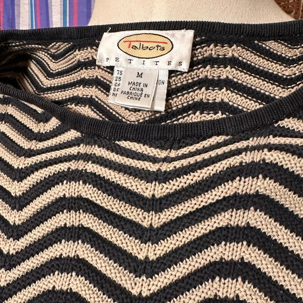 Talbots Chevron Patterned Top - Picture 4 of 5